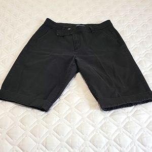 Vintage (Used) Bandolino Black Cotton Twill Shorts - Size 6